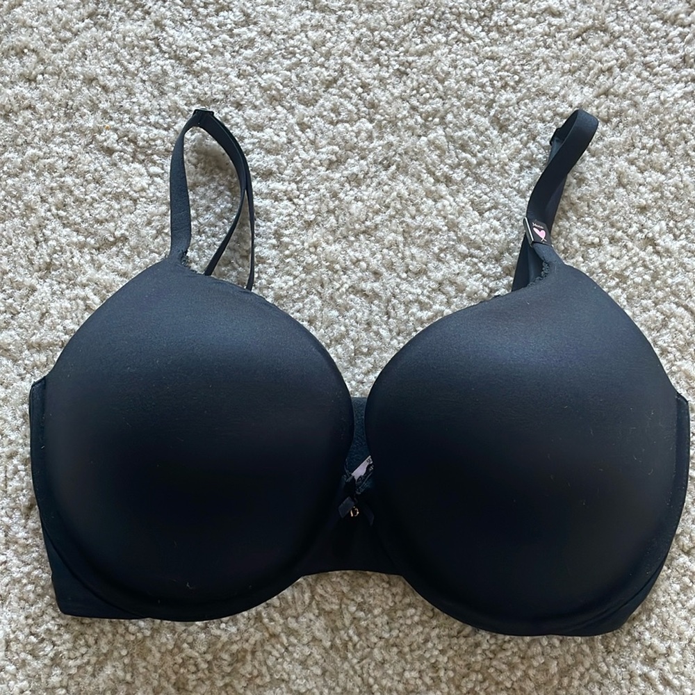 Victoria’s Secret Bra NWT